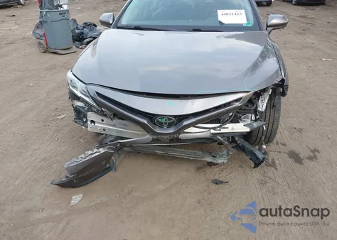 2020 Toyota Camry Se z USA, uszkodzony, nr VIN 4T1G11AK2LU925907